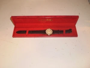 Vintage Chinese 3-BRIDGE Quartz Waterproof Watch in original case, leather band - Bild 1 von 4