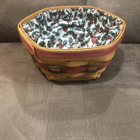 Longaberger 2000 Small Hexagon Handwoven Basket Holly Liner Cover