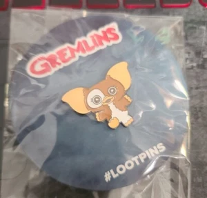 Prendedor exclusivo #Lootpins Gremlins 2020 de caja de botín GIZMO NUEVO SELLADO - Imagen 1 de 2