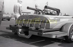 Hydroplane Powerboat Scene - "Press Boat" / Race Boat News - Vtg 35mm Negative - Picture 1 of 2