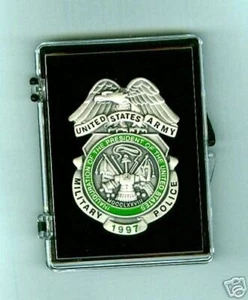 PRESIDENT WJ CLINTON 1997 INAUGURATION COMMEMORATE EMBLEM mini pin 1" - Picture 1 of 1