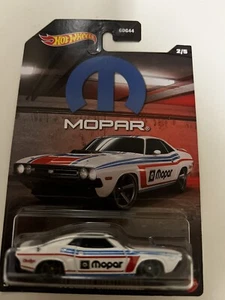 2022 Hot Wheels serie MOPAR # '71 Dodge Challenger coche 1/64 niños juguete blanco NUEVO - Imagen 1 de 6