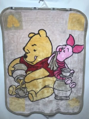 Disney Clásico Winnie The Pooh Oso Lechón Vellón Felpa Bebé Cuna Manta 38x30 Foto 1 de 3