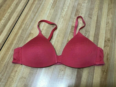 Бюстгальтер тренировочный Hanes размер 34/L однотонный коралловый беспроводной с легкой подкладкой многофункциональный H137 - Изображение 1 из 4