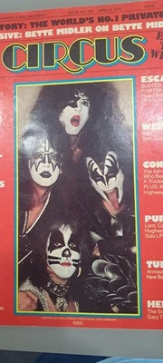 CIRCUS MAGAZINE 130 April 1976 1st KISS COVER DATE APR 1975 ERROR ISSUE Queen - Image 1 of 4