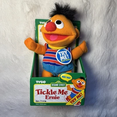 Muñeca de Peluche Tyco Tickle Me Ernie De Colección 1996 Laugh Shake Plaza Sésamo Nueva Foto 1 de 4