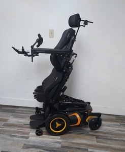 PERMOBIL F5 VS POWER WHEELCHAIR,STANDING, TILT,RECLINE, LIFT, LEGS - Picture 1 of 8