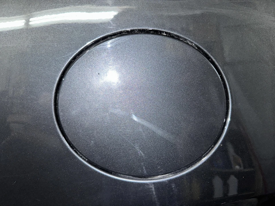 11-15 CHEVY VOLT FUEL DOOR ASHEN GRAY PAINT CODE 810R 20909178 Foto 1 de 1