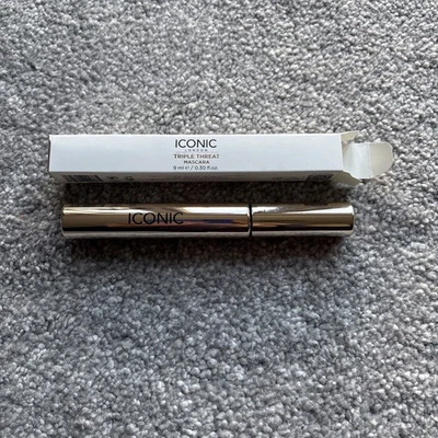 Iconic London Triple Threat Mascara - Nero, 9 ml - Immagine 1 di 2