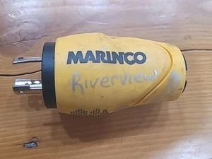 Adaptador de corriente Marinco 30 amperios macho a 15/20 amperios hembra Marine Shore - Imagen 1 de 3