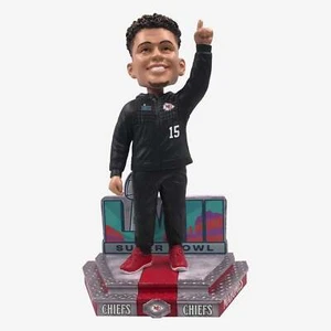 Patrick Mahomes Kansas City Chiefs Super Bowl LVII Outfit Bobblehead NFL - Picture 1 of 1