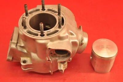 Yamaha YZ250 YZ 1997 95-98 250 cilindro pistón jarra barril extremo superior 68,00 mm Foto 1 de 4