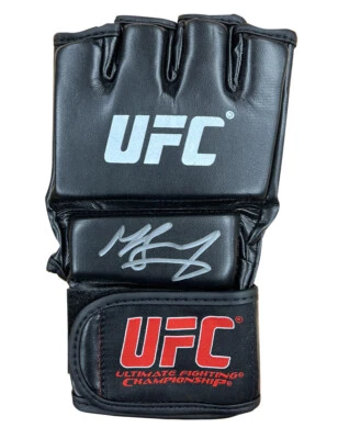MMA / UFC Glove Signed in Silver by Michael Bisping + Monopoly Events COA - Image 1 of 4