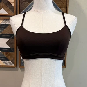 Reggiseno ALO Yoga Marrone Scuro Airlift Intrigo Taglia Small Usato in Ottime Condizioni - Foto 1 di 7