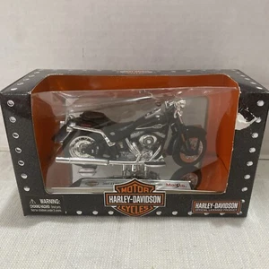 Harley Davidson FLSTCI So frail Springer Classic 1:18 Motorcycle 2005 Maisto - Picture 1 of 16