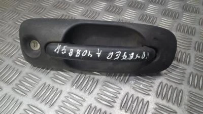 Manija de puerta exterior Dodge Caravan 2002, parte trasera izquierda 04717519ac #465087-87 Foto 1 de 4