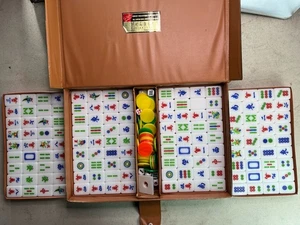 VINTAGE MAH JONGG SET 162 TILES with Travel CASE , NICE Set , Mahjong - Picture 1 of 4