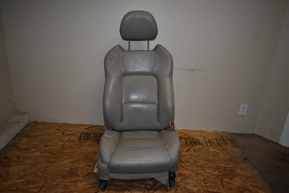 05-09 Subaru Legacy Outback XT asiento delantero derecho cuero 2005-2009 Foto 1 de 4