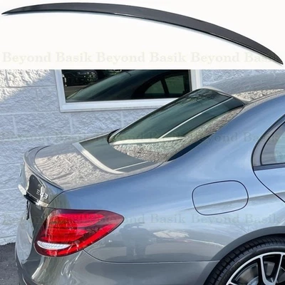 Alerón trasero negro brillante para Mercedes W213 Clase E 2017-2025 sedán de 4 puertas Foto 1 de 4