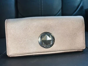 Kate Spade Rose Gold Keira Newbury Metallic Saffiano Clutch - Picture 1 of 5