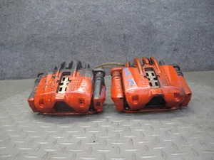 05-13 JUEGO DE 2 PINZAS DE FRENO TRASERAS IZQUIERDA Y DERECHA CHEVROLET CORVETTE C6 OEM - Imagen 1 de 24