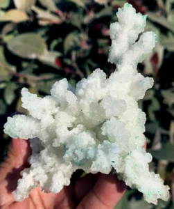 187g WOW!!! Boutique Raw Natural Green Creedite Crystal Cluster Specimens ip1686 - Picture 1 of 12