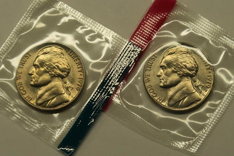 1979 P & D Uncirculated Jefferson Nickels in Mint Cello, Free Shipping Cover