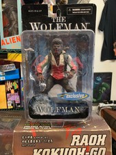 Mezco The Wolfman with Cane Blockbuster Exclusive Chase Variant Bloody Figure