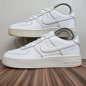 Nike AF1 Air Force 1 Triple White Classic Youth Sz 4.5 / Fits US Womens Size 6 - Picture 1 of 15