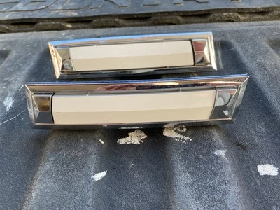 1988-1991 Mercury Grand Marquis Pillar Opera Light Passenger Driver OEM Used - Image 1 of 4