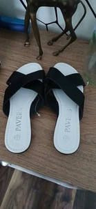 Pavers Women's Flip Flops Size 4 - Picture 1 of 4