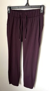 Lululemon Damengröße 4 lila On The Fly 28" Hose Kordelzug Freizeit sportlich - Bild 1 von 5
