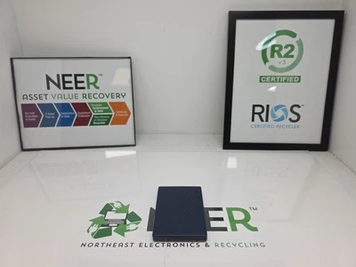 WD 2TB My Passport for Mac External Hard Drive with USB WDBA2D0020BBL-0B - Image 1 of 4