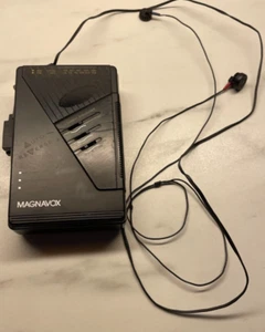 Walkman reproductor de cassetes estéreo personal vintage Magnavox AQ6597 AM/FM - Imagen 1 de 14