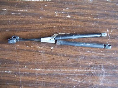 JAGUAR X-TYPE FRONT LEFT & RIGHT HOOD STRUTS SUPPORT 2002 03 2004 2005 2006  — 第 1/4 张图片