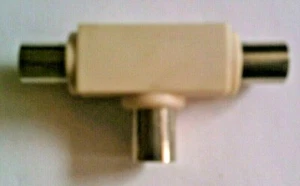 Antennenstecker T-Stück - Bild 1 von 3