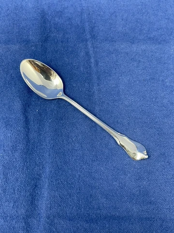 WALLACE STERLING GRAND COLONIAL DEMI TASSE COFFEE SPOON NO MONOS Cover