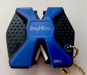 ACCUSHARP Sharp N Easy 2 STEP KNIFE SHARPENER  Coarse and Fine Ceramic Stone NEW - Picture 1 of 6