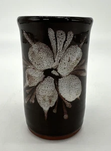 Tenby Pottery Wales Signed Art Pottery Handmade Tumbler Cup 2 oz Flowers EUC - Picture 1 of 8
