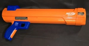 "Lanzador de pelotas de tenis Nerf Dog 20"" hasta 50 pies 9 pelotas probadas funciona" - Imagen 1 de 2