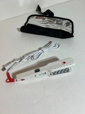 Plancha voluminizadora de cabello Voloom 1-1/2" OIPW15 blanco perla con bolsa (PROBADA Y FUNCIONANDO) Foto 1 de 4