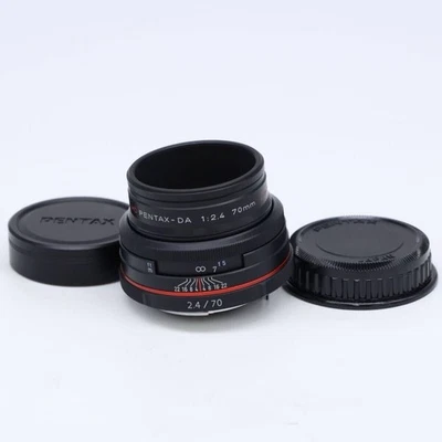 Pentax HD PENTAX-DA 70mm F2.4 Limited - Image 1 of 4