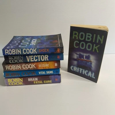 Robin Cook Book Bundle x6 Large HC & PB Thriller Mystery Suspense Action - Image 1 of 4