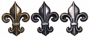 25 S Fleur de Lis Polster Heftklammern Nägel 1 1/2 x 1 3/4 New Orleans Saints Who Dat - Bild 1 von 5