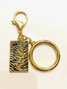 2022 Feng Shui Tiger Taming Amulet Keychain - Picture 1 of 2