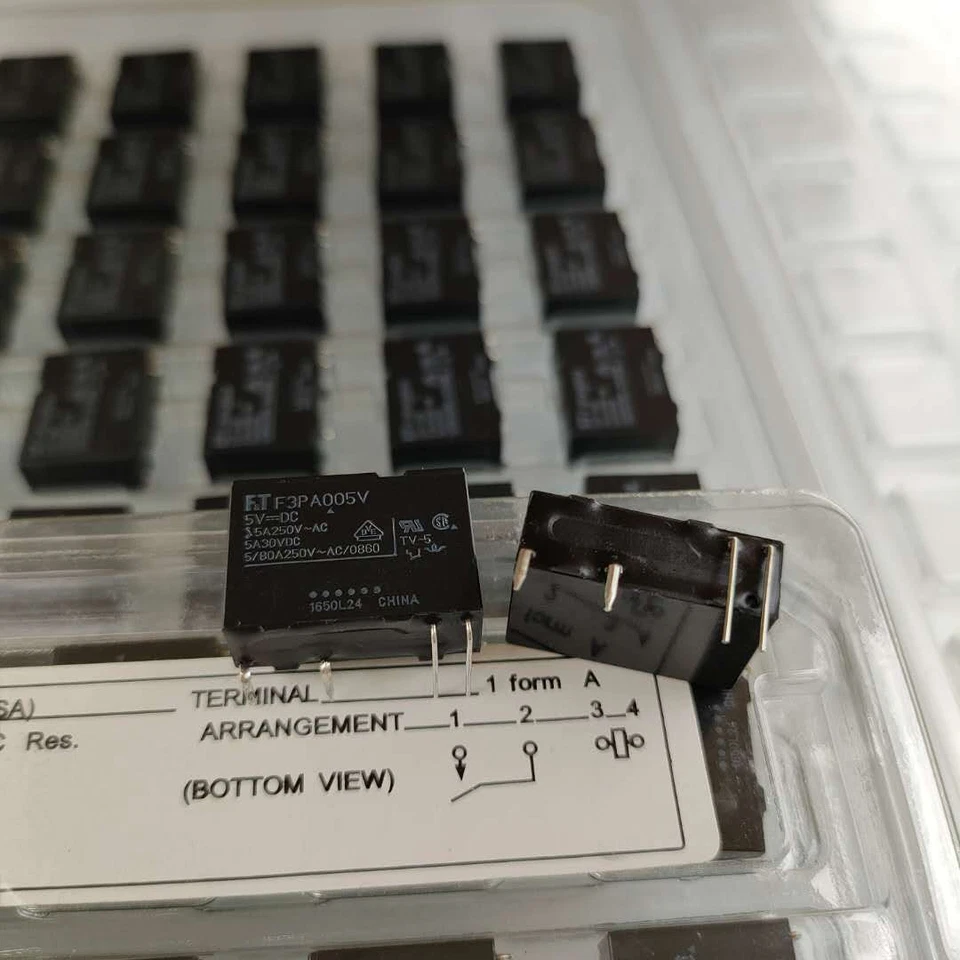 Fujitsu FTR-F3PA005V Power Relay 4 Pins 5A 5VDC - Image 1 of 1