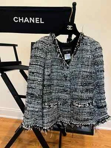CHANEL 11P OSTRICH TRIM TWEED CC LOGO BUTTONS JACKET BLAZER FR48 XXL - Picture 1 of 17