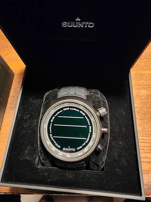 Suunto ELEMENTUM TERRA ALL BLACK relógio externo bússola de safira SS016979000 - Imagem 1 de 4