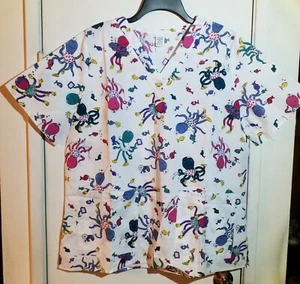 Women's Medical Scrub Top Octopus Fish Ocean Sea Creatures Med 2 Pockets - Picture 1 of 5