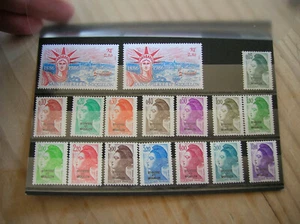 FRANCE SAINT PIERRE ET MIQUELON LOT DE TIMBRES NEUF  (OH) - Imagen 1 de 1